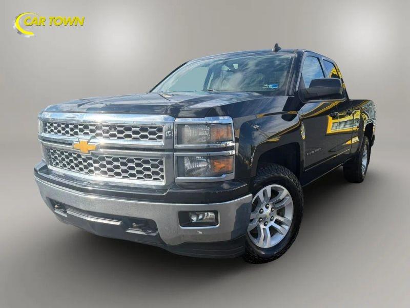 Vehicle photo 2