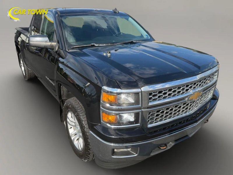 Vehicle photo 5