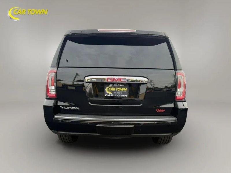 Vehicle photo 11