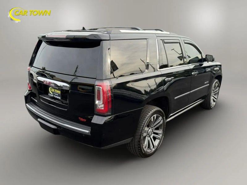Vehicle photo 8