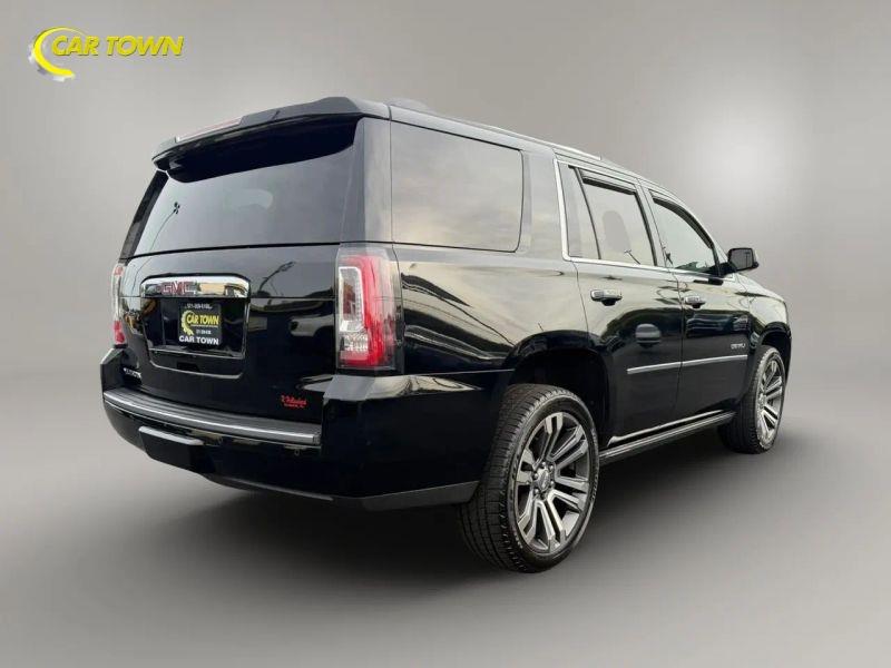 Vehicle photo 9
