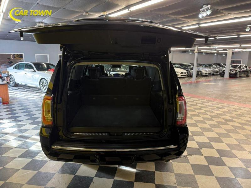 Vehicle photo 33