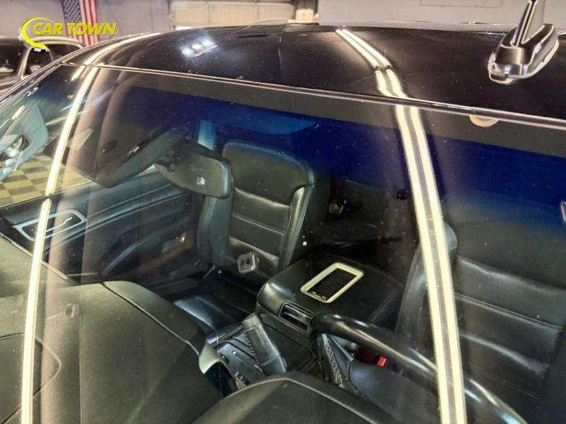 Vehicle photo 42