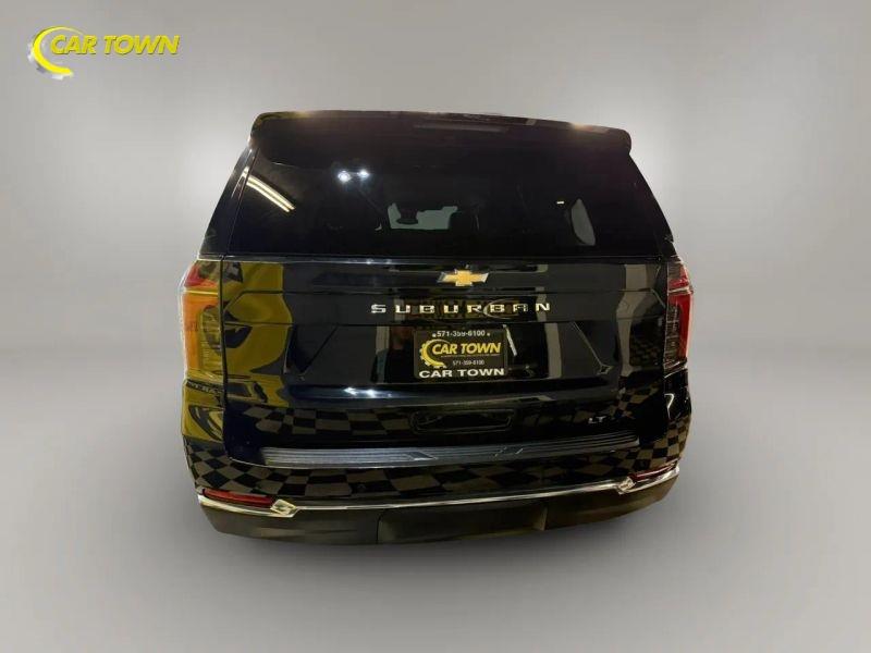 Vehicle photo 11