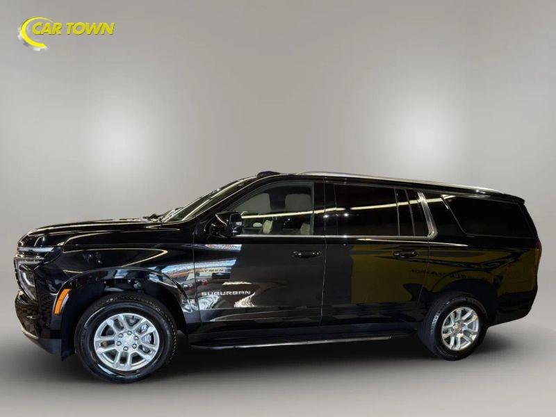 Vehicle photo 14
