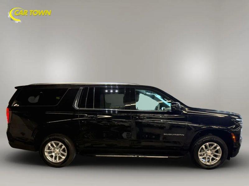 Vehicle photo 7