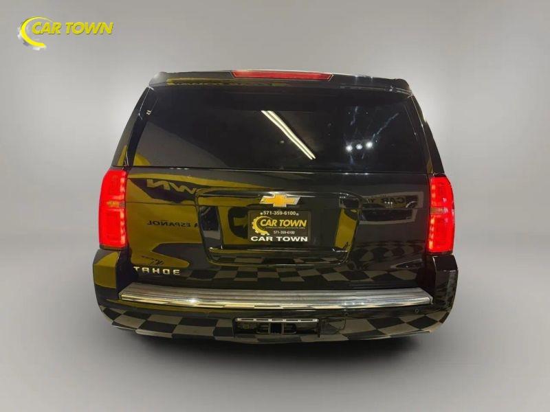 Vehicle photo 11