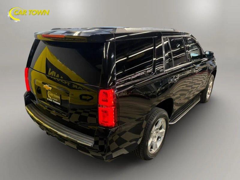 Vehicle photo 8