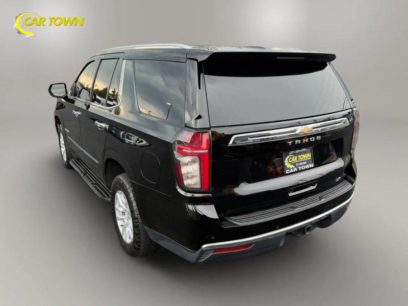 Vehicle photo 10
