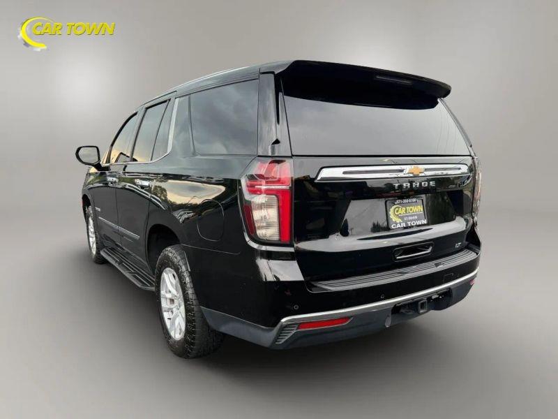 Vehicle photo 11
