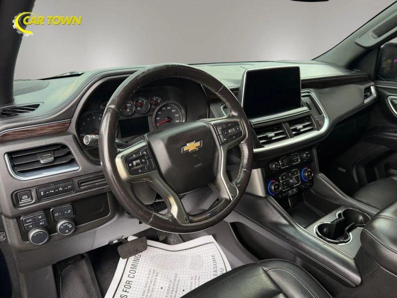 Vehicle photo 14