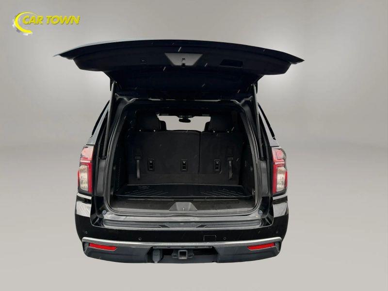 Vehicle photo 25