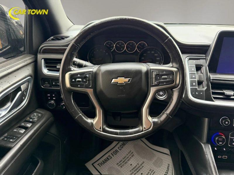 Vehicle photo 28