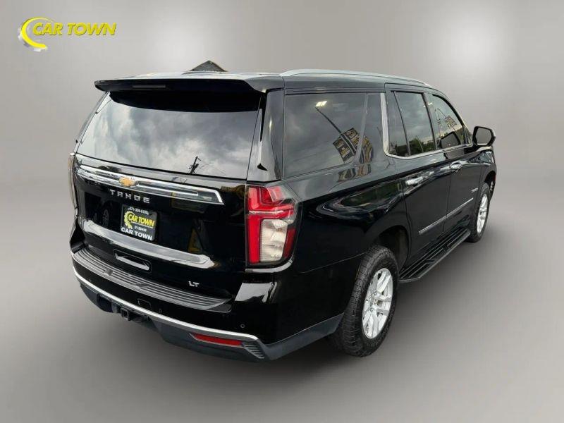 Vehicle photo 8