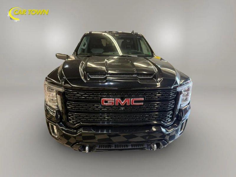 Vehicle photo 3