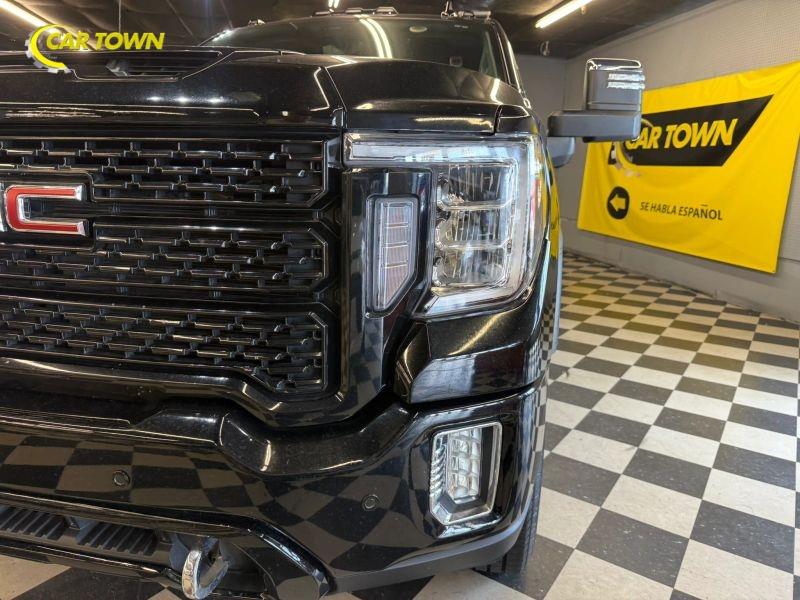 Vehicle photo 33