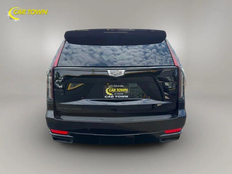 Vehicle photo 11