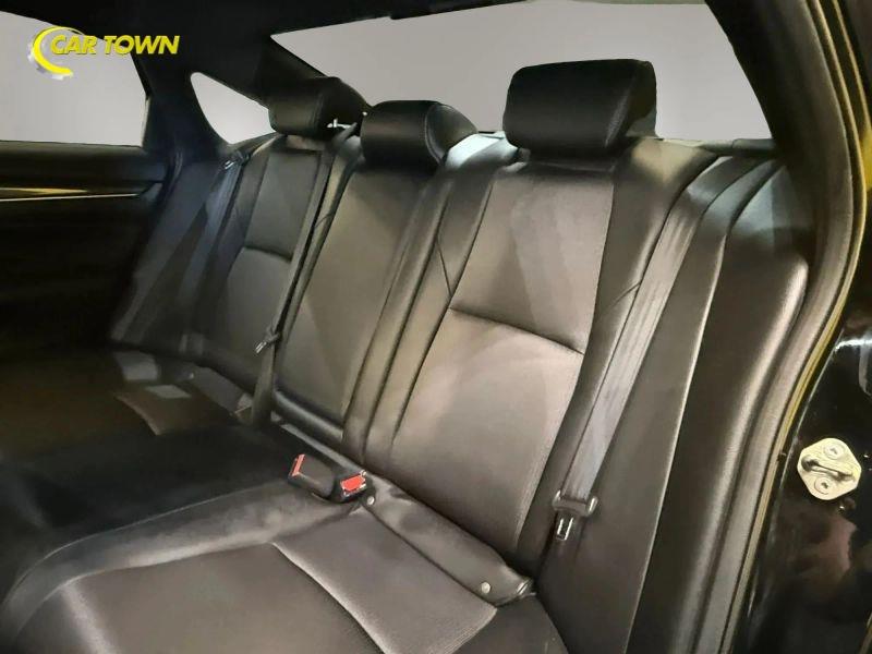 Vehicle photo 35