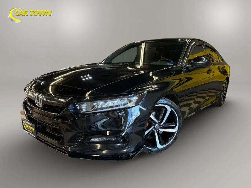 Vehicle photo 7