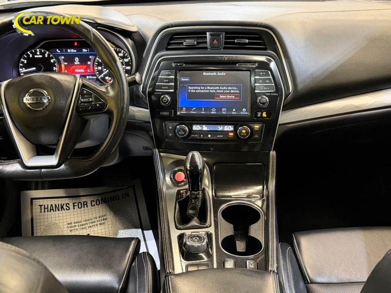 Vehicle photo 31