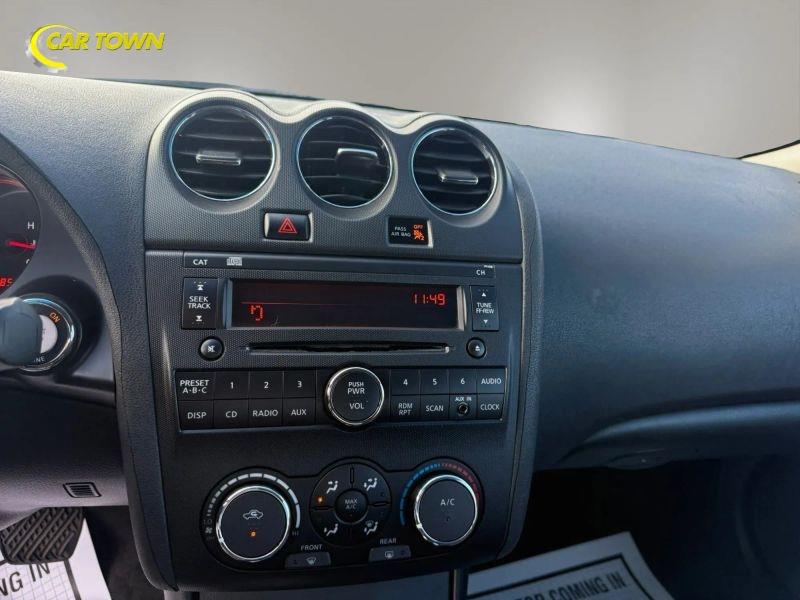 Vehicle photo 21