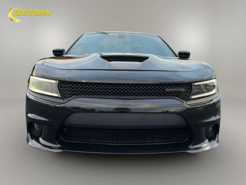 Vehicle photo 4