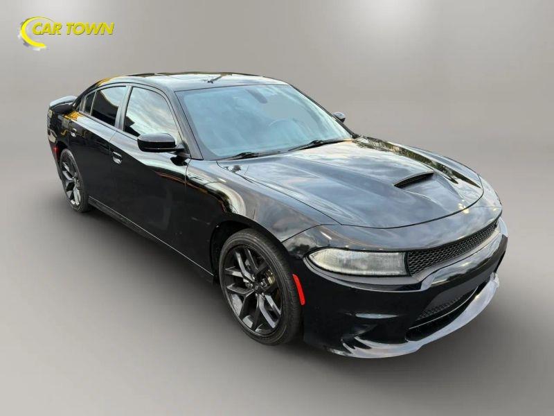 Vehicle photo 5