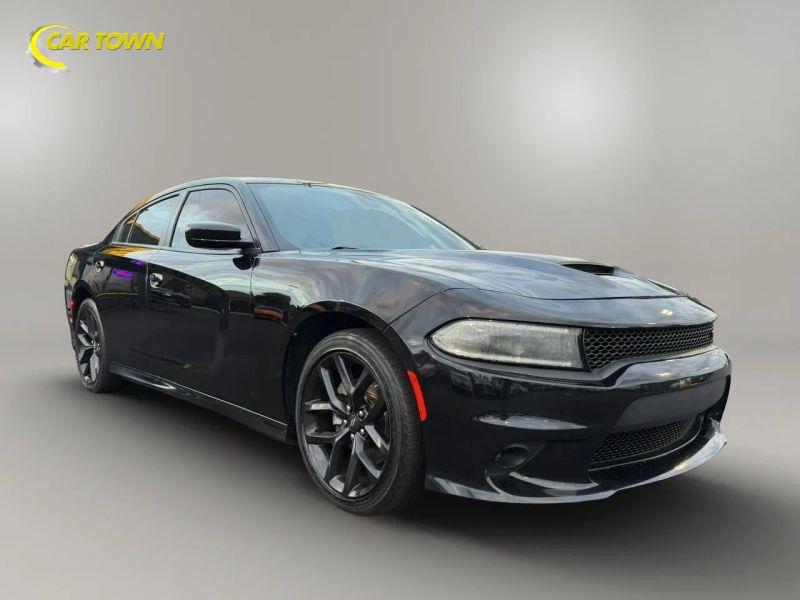 Vehicle photo 6