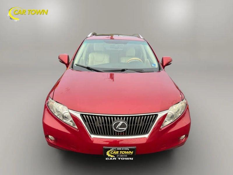 Vehicle photo 3
