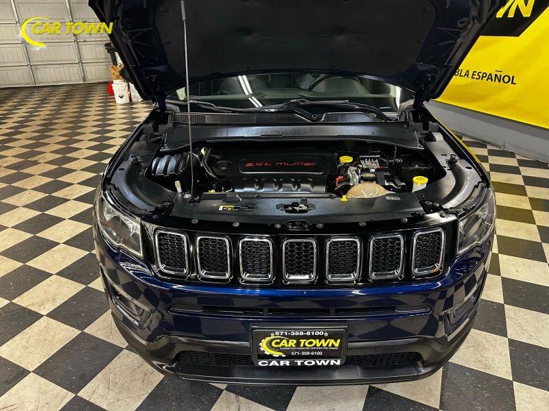 Vehicle photo 40
