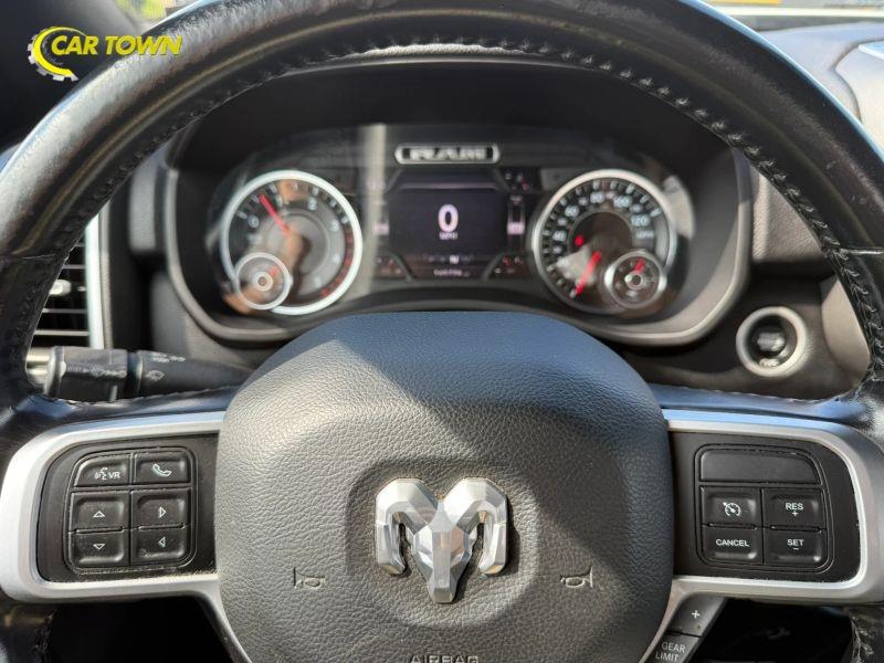 Vehicle photo 39