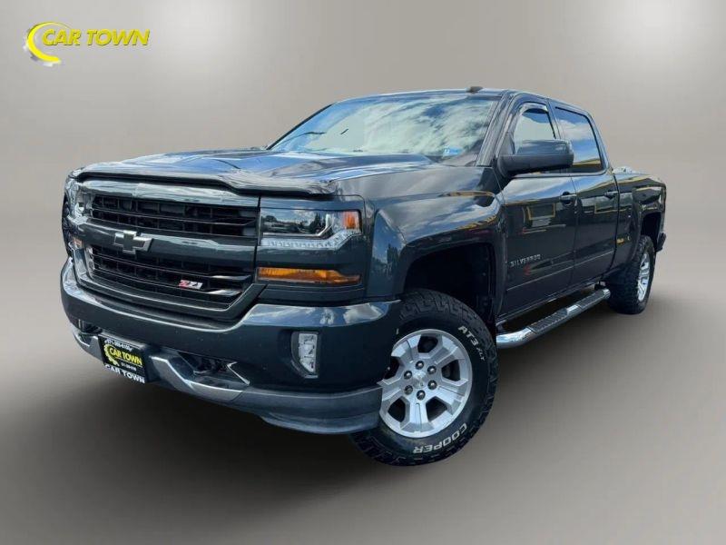 Vehicle photo 2