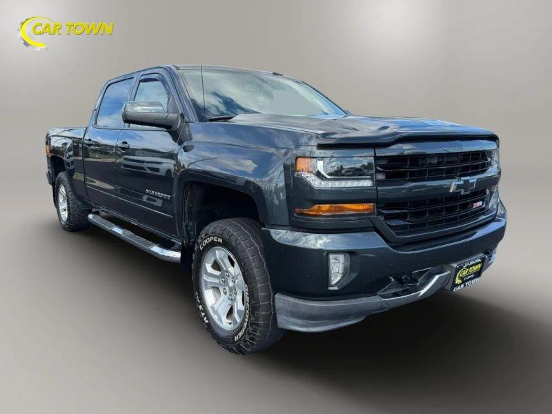 Vehicle photo 6