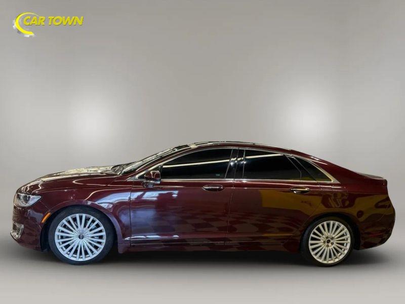 Vehicle photo 14