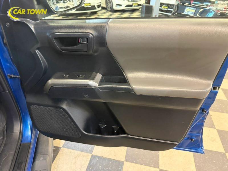 Vehicle photo 27