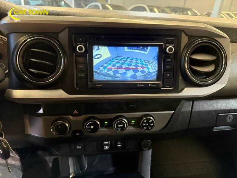 Vehicle photo 40