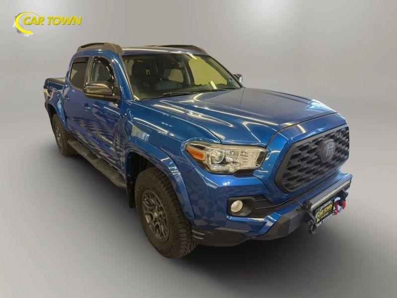 Vehicle photo 5