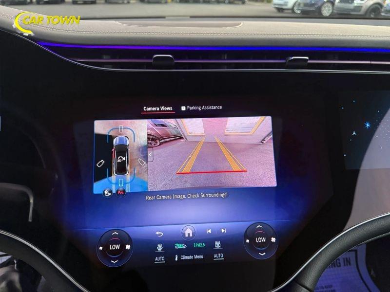 Vehicle photo 37