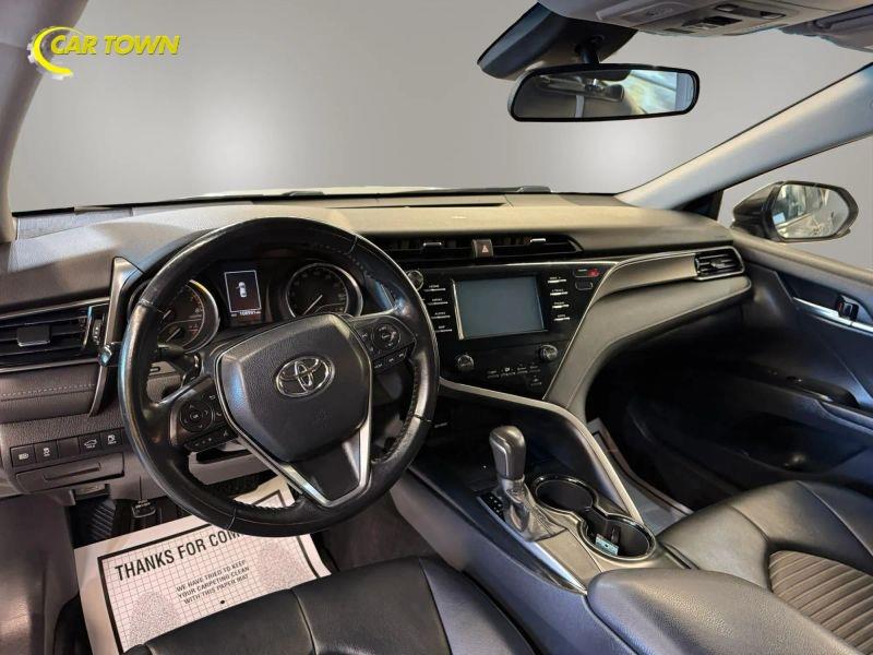 Vehicle photo 16