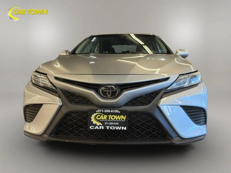Vehicle photo 4