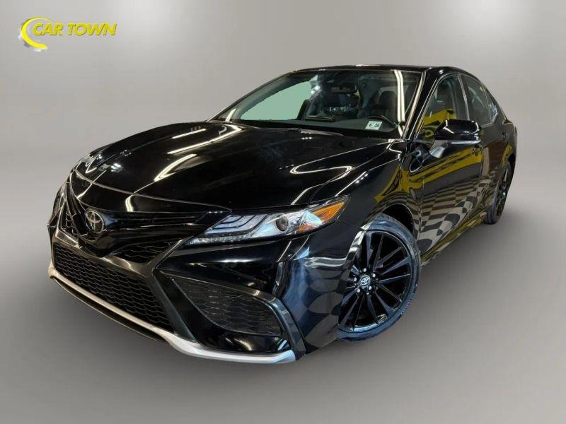 Vehicle photo 2