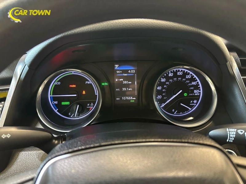 Vehicle photo 31