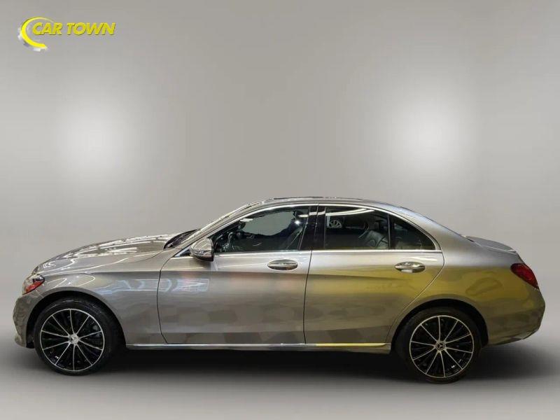 Vehicle photo 14