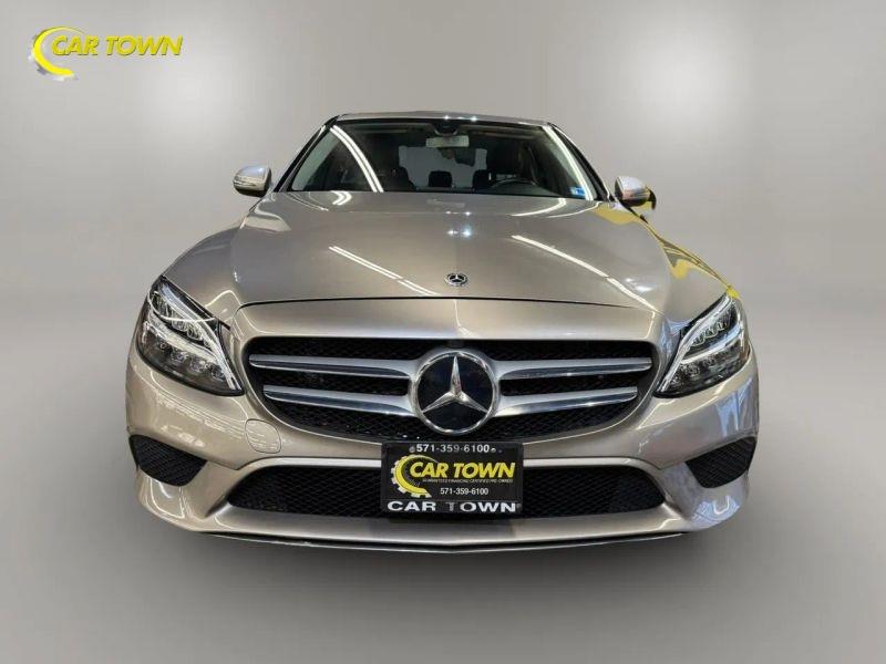 Vehicle photo 4