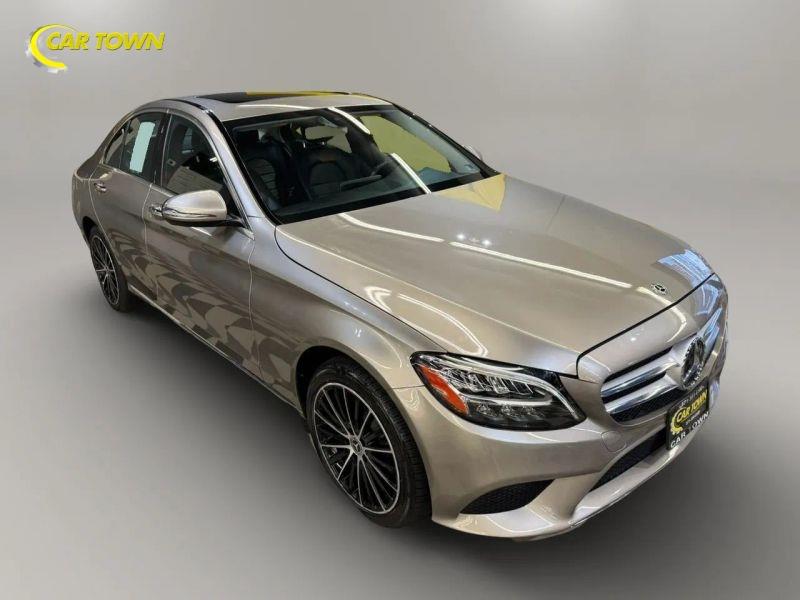 Vehicle photo 5