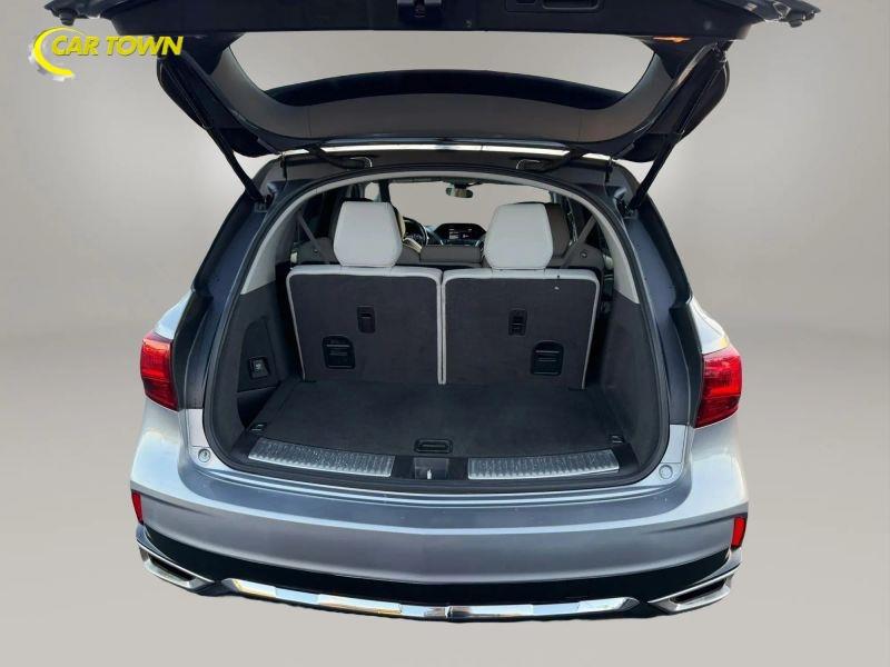 Vehicle photo 26