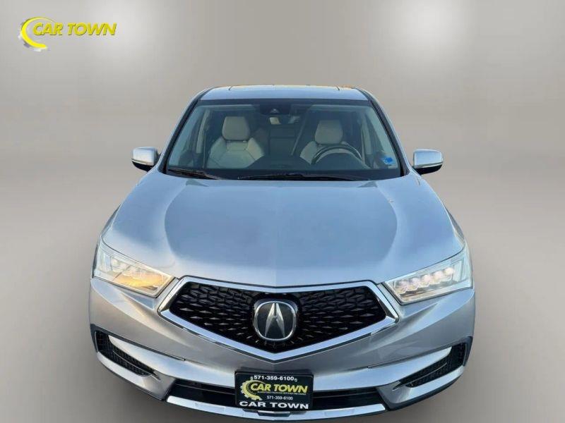 Vehicle photo 3