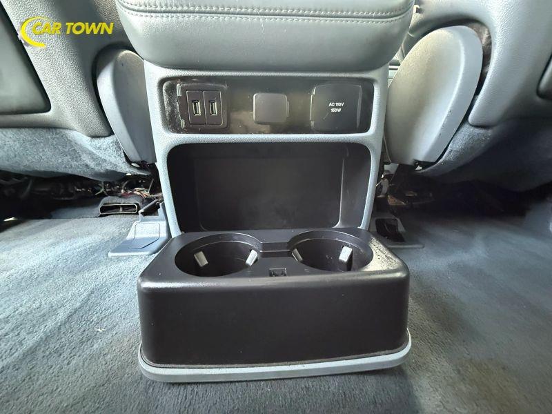 Vehicle photo 41