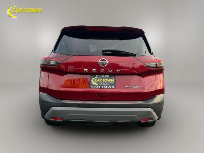 Vehicle photo 11