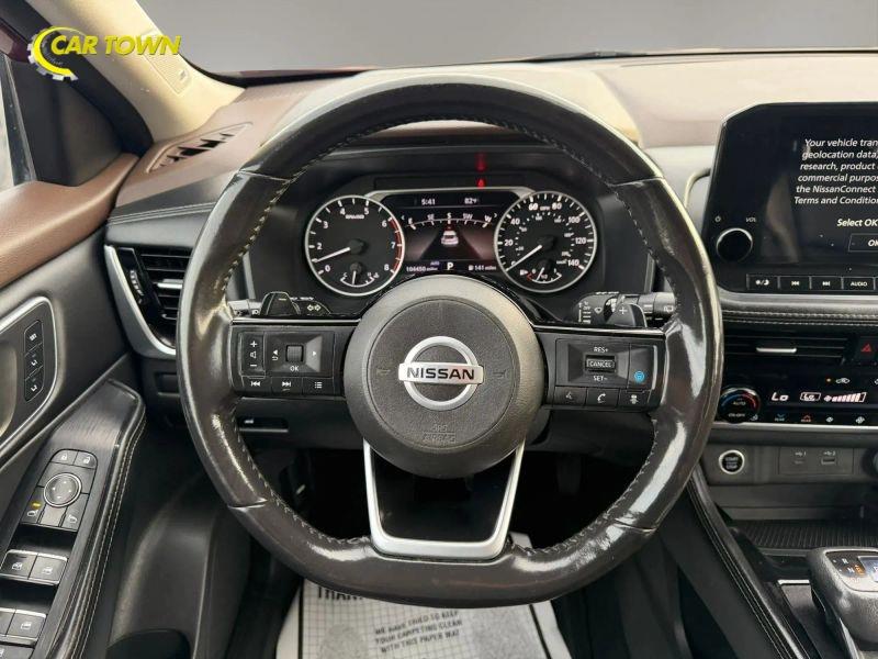 Vehicle photo 29